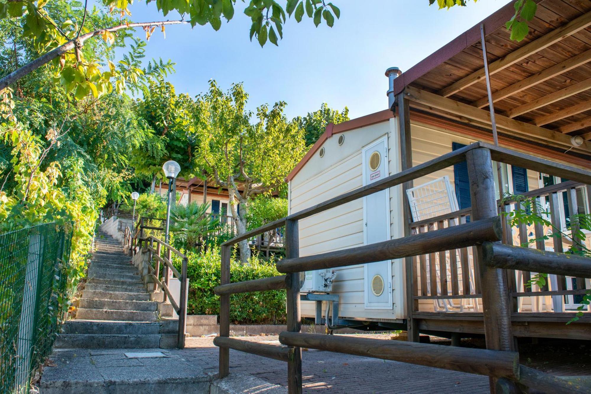 Centro Vacanze Mirage Torre di Palme Zewnętrze zdjęcie